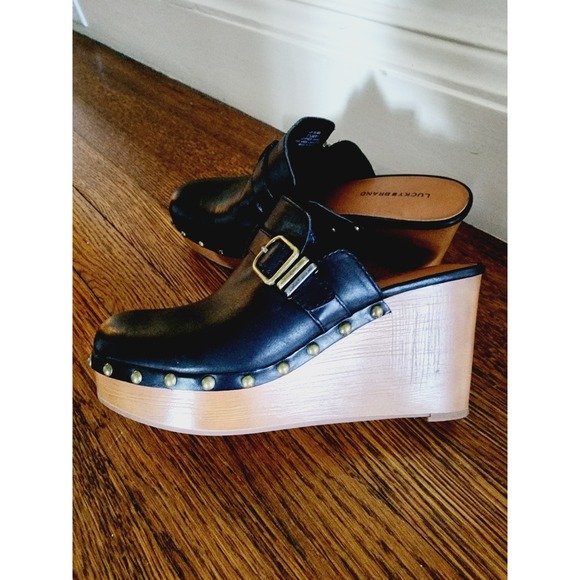 Lucky Brand Leather Wedge Clog Mules Black Studded Buckle Leather 9.5 - Picture 7 of 16